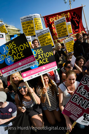 March for jobs, education and Peace, Labour Party Conference. Brighton.

© Jess Hurd/reportdigital.co.uk
Tel: 01789-262151/07831-121483  
info@reportdigital.co.uk  
NUJ recommended terms & conditions apply. Moral rights asserted under Copyright Designs & Patents Act 1988. Credit is required. No part of this photo to be stored, reproduced, manipulated or transmitted by any means without permission.