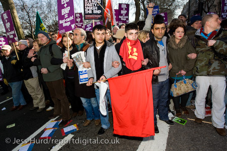 UAF protesters demonstrate against the English Defence League as they march in support of the Dutch Islamophobic politician Geert Wilders who was a guest of UKIP at the Houses of Parliament. London.

© Jess Hurd/reportdigital.co.uk
Tel: 01789-262151/07831-121483  
info@reportdigital.co.uk  
NUJ recommended terms & conditions apply. Moral rights asserted under Copyright Designs & Patents Act 1988. Credit is required. No part of this photo to be stored, reproduced, manipulated or transmitted by any means without permission.