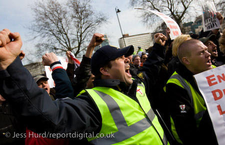 English Defence League march in support of the Dutch Islamophobic politician Geert Wilders who was a guest of UKIP at the Houses of Parliament. London.

© Jess Hurd/reportdigital.co.uk
Tel: 01789-262151/07831-121483  
info@reportdigital.co.uk  
NUJ recommended terms & conditions apply. Moral rights asserted under Copyright Designs & Patents Act 1988. Credit is required. No part of this photo to be stored, reproduced, manipulated or transmitted by any means without permission.