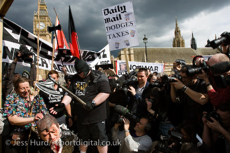 An effigy of Gordon Brown has his head cut off in Parliament Square during a May Day demonstration. Central London. 

© Jess Hurd/reportdigital.co.uk
Tel: 01789-262151/07831-121483  
info@reportdigital.co.uk  
NUJ recommended terms & conditions apply. Moral rights asserted under Copyright Designs & Patents Act 1988. Credit is required. No part of this photo to be stored, reproduced, manipulated or transmitted by any means without permission.