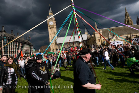 Dancing round the May Pole. May Day, Central London. 

© Jess Hurd/reportdigital.co.uk
Tel: 01789-262151/07831-121483  
info@reportdigital.co.uk  
NUJ recommended terms & conditions apply. Moral rights asserted under Copyright Designs & Patents Act 1988. Credit is required. No part of this photo to be stored, reproduced, manipulated or transmitted by any means without permission.