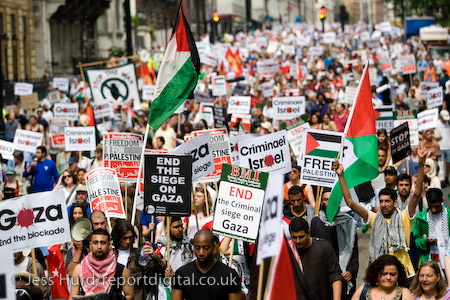 Demonstrators march to the Israeli Embassy against the Israeli attack on the flotilla of aid-carrying vessels bound for Gaza. London.

© Jess Hurd/reportdigital.co.uk
Tel: 01789-262151/07831-121483  
info@reportdigital.co.uk  
NUJ recommended terms & conditions apply. Moral rights asserted under Copyright Designs & Patents Act 1988. Credit is required. No part of this photo to be stored, reproduced, manipulated or transmitted by any means without permission.